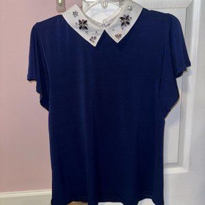 Navy Blue Blouse with Bejeweled Collar and Flowy Sleeves 🌸